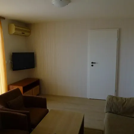 Apartment In Rainbow Complex Nessebar
