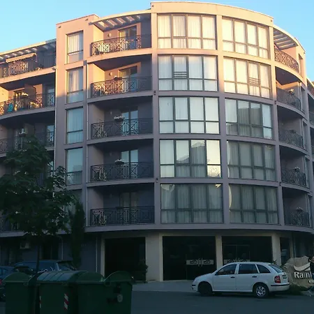 Apartment In Rainbow Complex Nessebar
